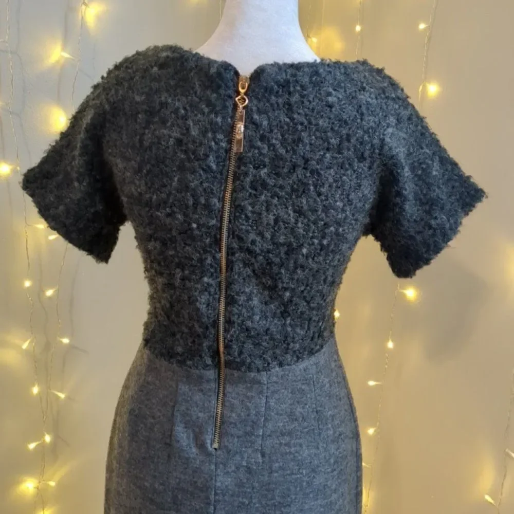 Add Wool Dress Gray Skull Faux Pocket Gold Fuzzy Winter Cozy Size Medium